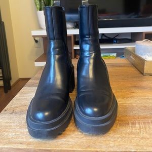 Zara Lug sole boot